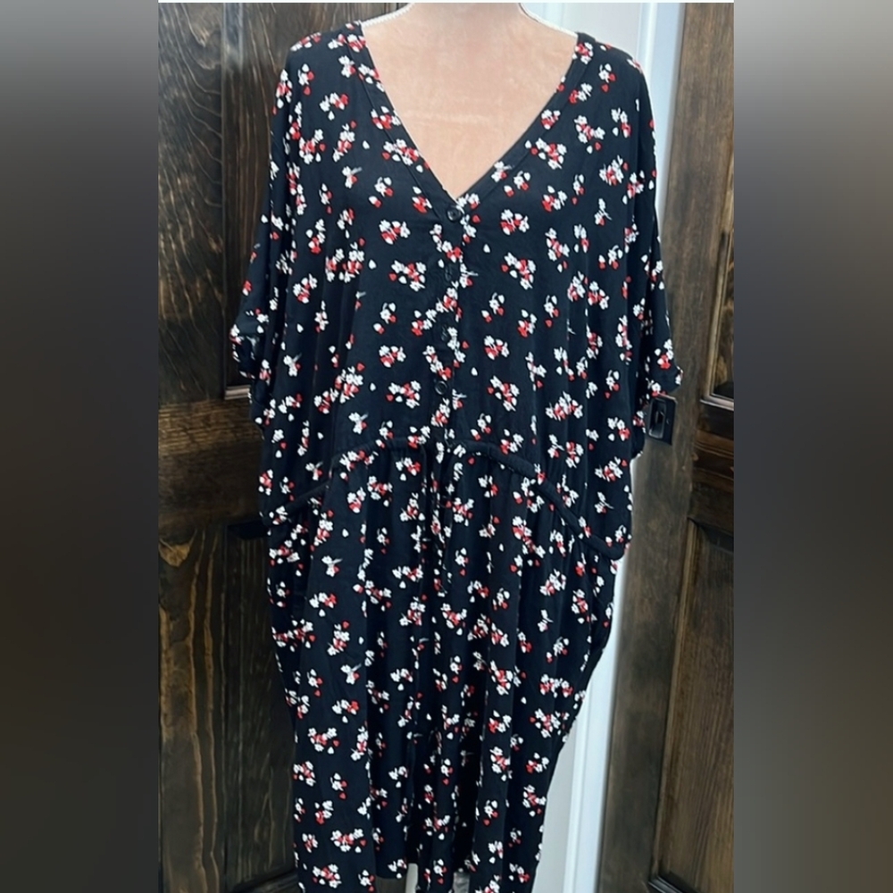 Torrid Floral Shorts Romper 4x/26 - Picture 5 of 15